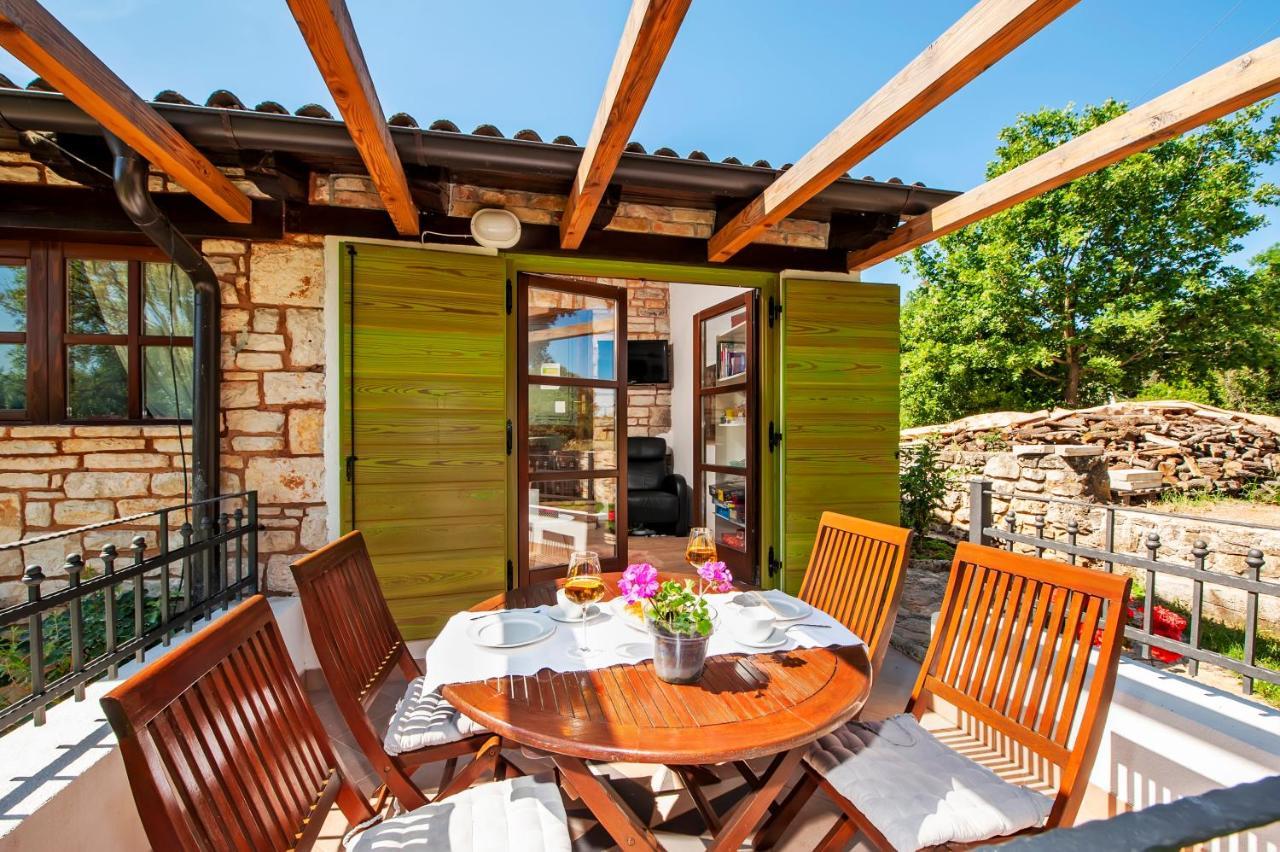 Villa Antica Ровин Екстериор снимка